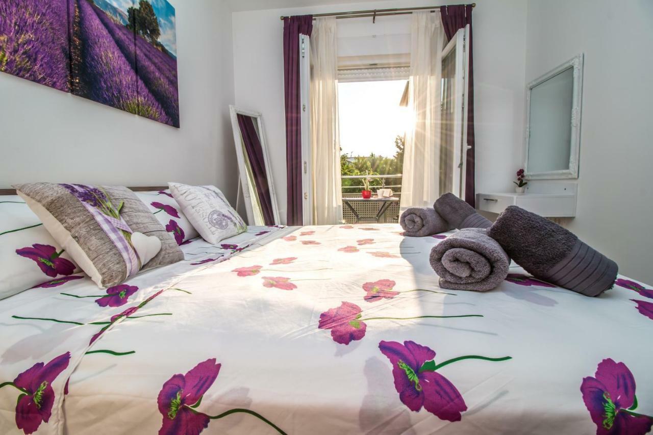 Sunny Point Appartement Rovinj Buitenkant foto