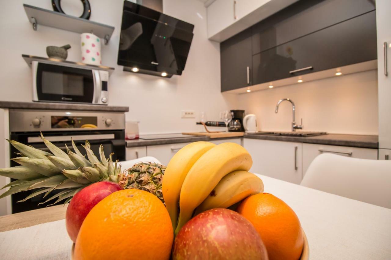 Sunny Point Appartement Rovinj Buitenkant foto